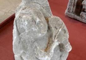 Visite thématique du musée autour des sculptures de l'Abbaye en regard de l'instrumentarium des Prieurales qui s'en inspiré.