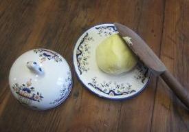 Fabrication du beurre à la baratte