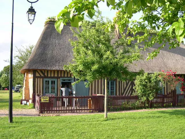 Chaumière aux Orties et jardin des herbes sauvages